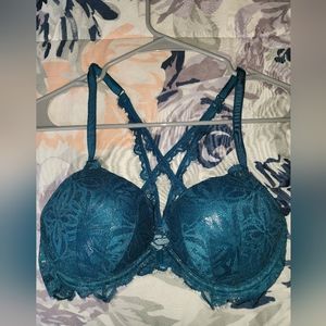 NWT PINK date night raceback push-up bra